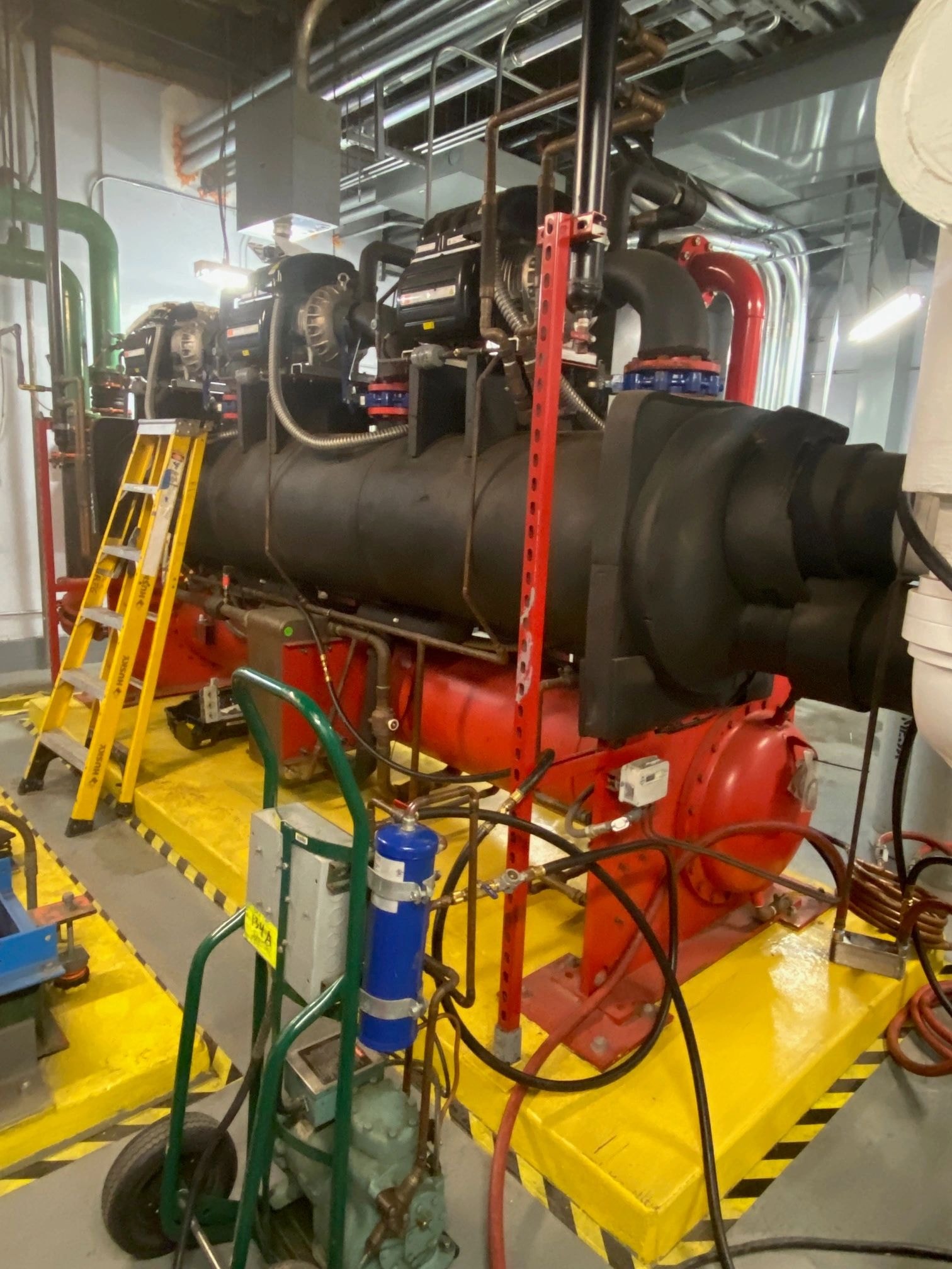 Gallery image 3 — commercial HVAC and chiller equipment